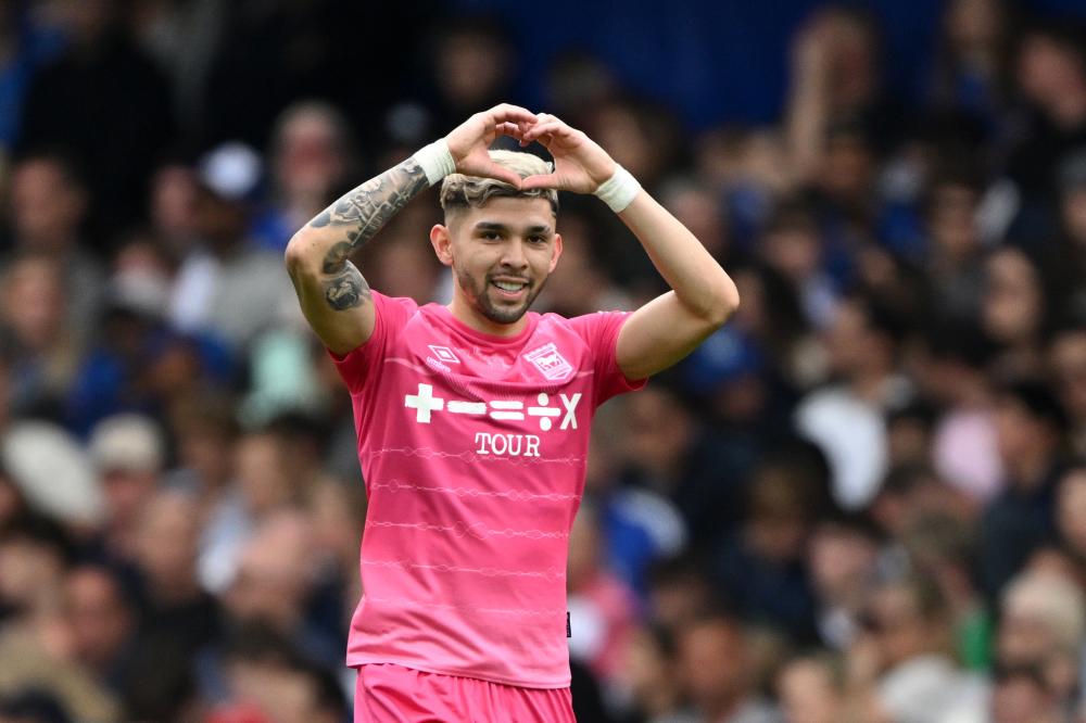 评论员普遍 评论员普遍